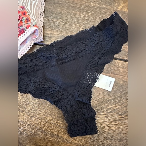 Aerie NWT - Picture 4 of 5